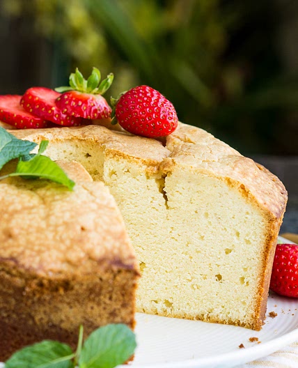 GRANDMA OLD FASHIONED POUND CAKE