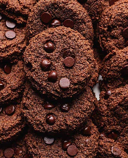 Keto Double Chocolate Chip Cookies