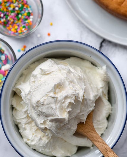 Fluffy Buttercream Frosting