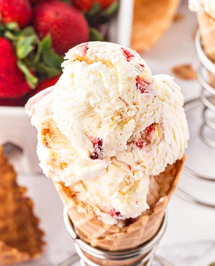 No-Churn Strawberry Shortcake Ice Cream