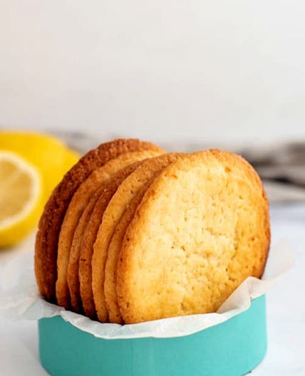 Moreish Lemon Biscuits