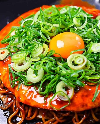 Hiroshima Style Okonomiyaki (in a frying pan)