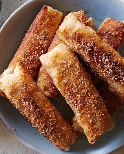 Fried Apple Pie Rolls