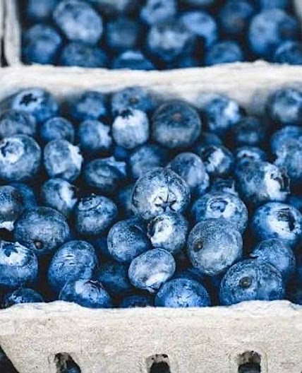 Blueberry granola brekkie 