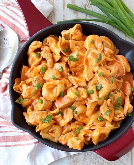 One Pot Buffalo Chicken Cheesy Tortellini
