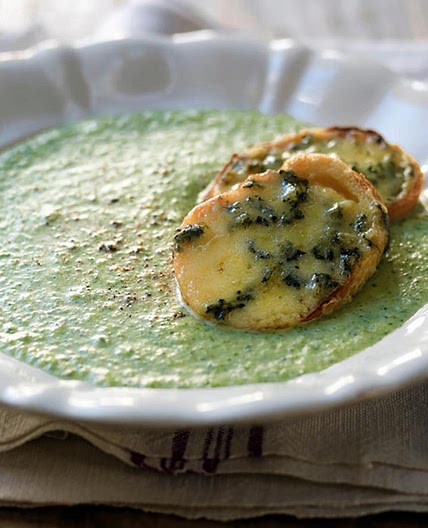 Broccoli and Stilton soup