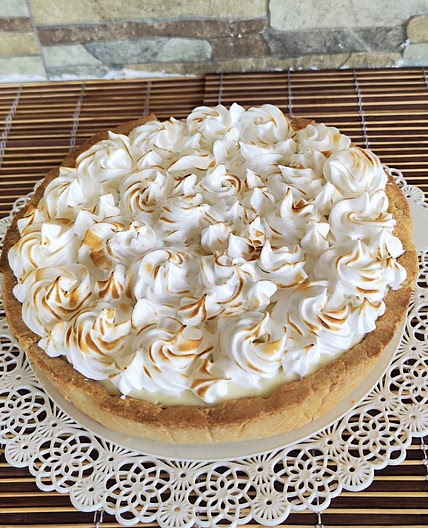 Torta meringata al limone