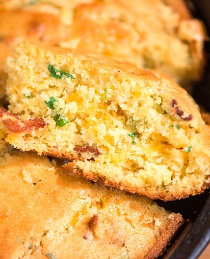 Cheddar, Bacon, and Scallion Cornbread Recipe