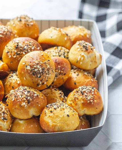 Everything Bagel Pretzel Bites
