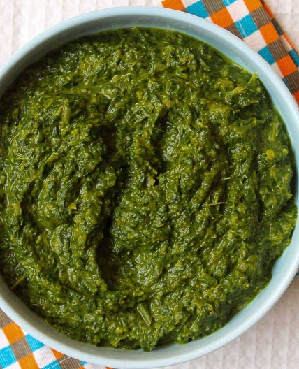 Easy Indian Saag Recipe (Indian Spiced Spinach Curry)