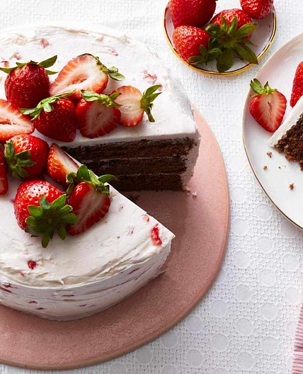 Chocolate Strawberry Cake