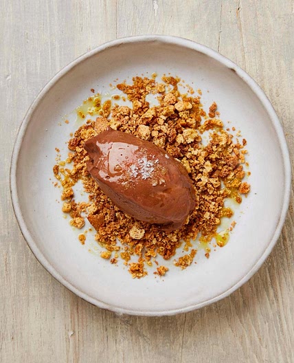 Dark chocolate and olive oil cheesecake cream