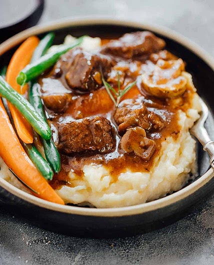 Pressure Cooker Beef Bourguignon