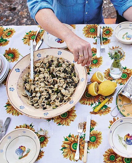 Aubergine & black chickpea orecchiette