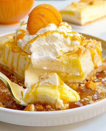 Easy No Bake Banana Pudding Cheesecake