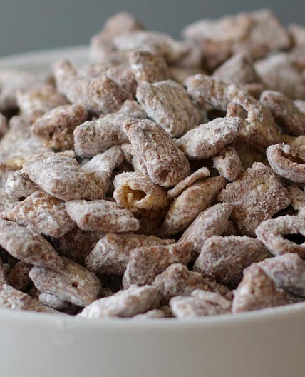 Muddy Buddies (Puppy Chow)