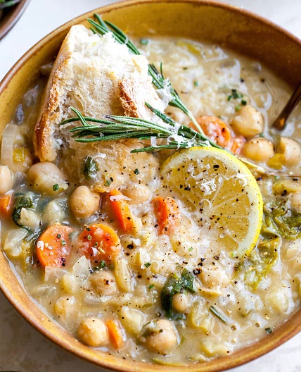 Nourishing White Bean and Lemon Soup
