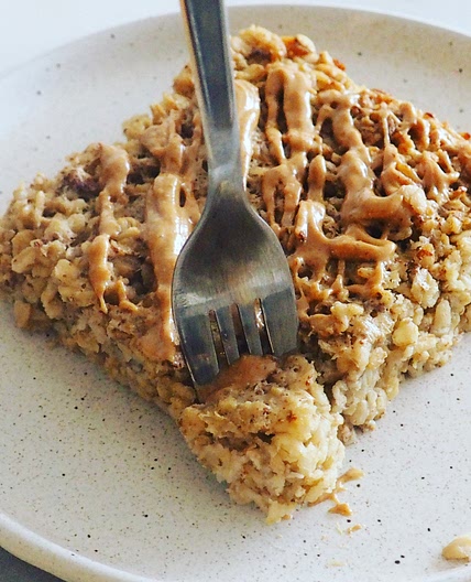 Banana Peanut Butter Oatmeal Bake