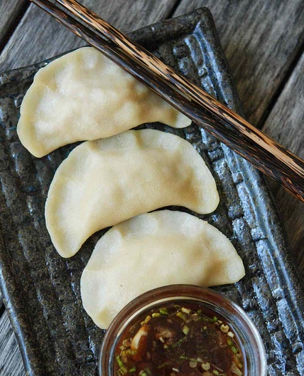 Boiled Pork and Cabbage Dumplings