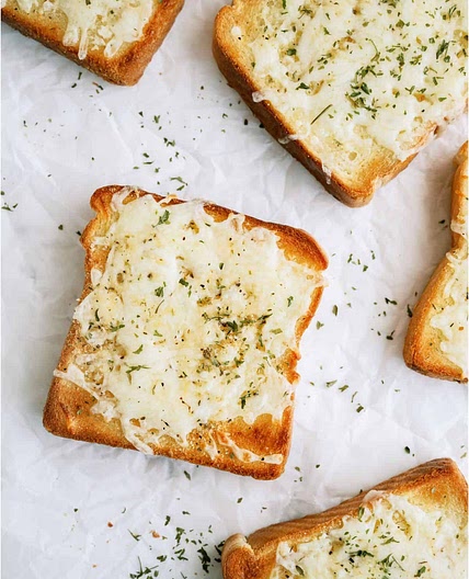 Cheesy Garlic Texas Toast