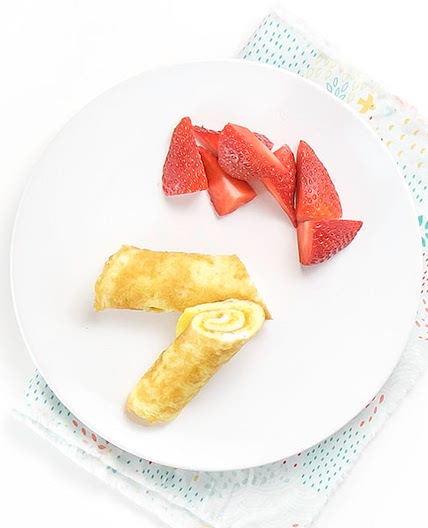 Cheesy Egg Roll-Ups (for baby, toddler + kids) - Baby Foode