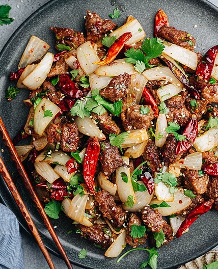 Real-Deal Xinjiang Cumin Lamb (孜然羊肉)