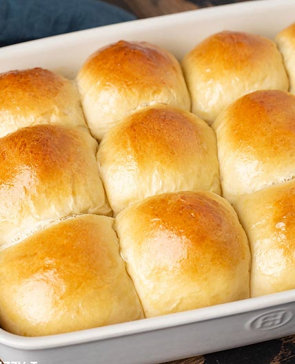Sourdough Rolls {with Sourdough Discard}