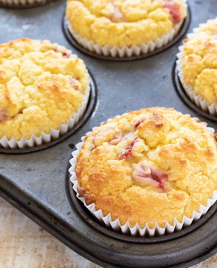 Keto Strawberry Muffins