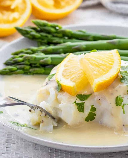 Easy White Fish with Healthy Lemon Garlic Sauce {No Butter}