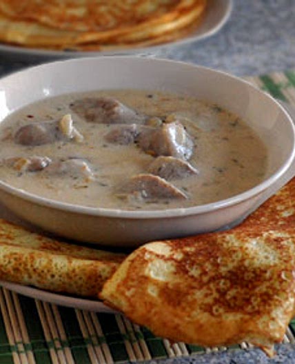 Belarusian Machanka with Yeast Crepes