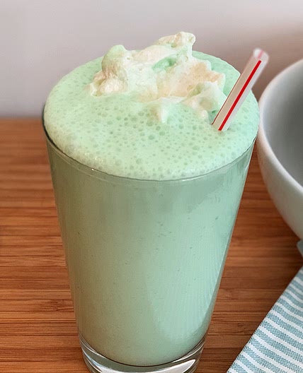 Keto Shamrock Shake (McDonald's Copycat)