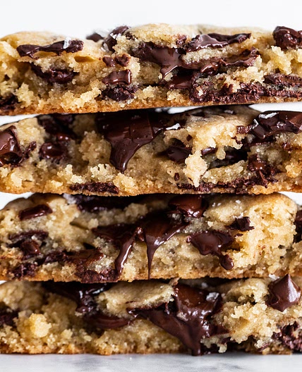 Giant Chocolate Chip Cookies