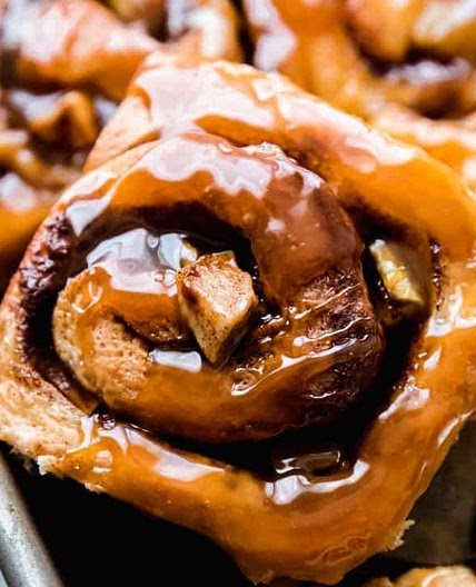 Caramel Apple Cinnamon Rolls