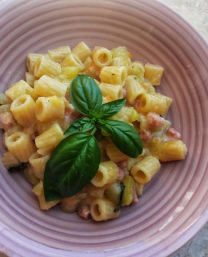 Creamy Pasta With Potatoes & Bacon