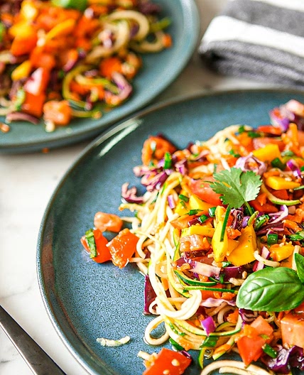 Vegan cold zucchini noodle salad