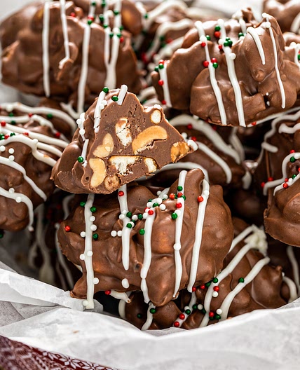 Peanut Butter Pretzel Crockpot Candy