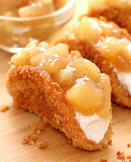 Apple Pie Cheesecake Tacos