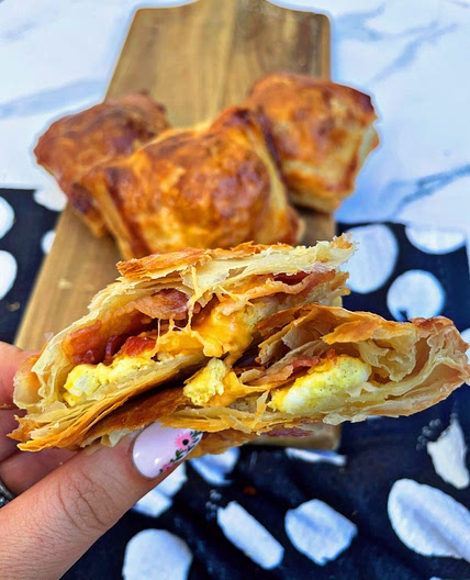 Bacon Cheddar & Egg Stuffed Cromelette Recipe