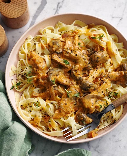 Vegan mushroom stroganoff