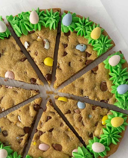 Easy Easter Cookie Cake