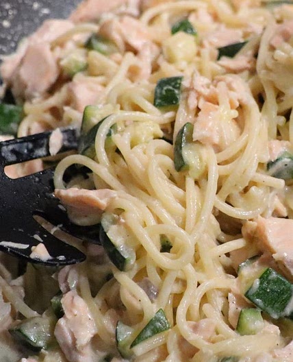 Creamy Salmon and Zucchini Pasta Recipe