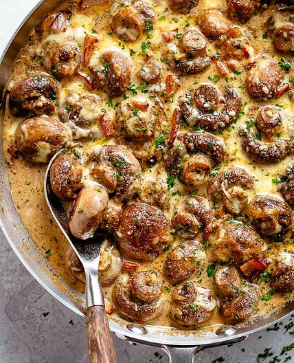Creamy Garlic Mushrooms and Bacon