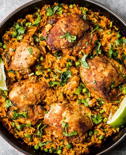Mama's Puerto Rican Chicken and Rice (Arroz con Pollo)
