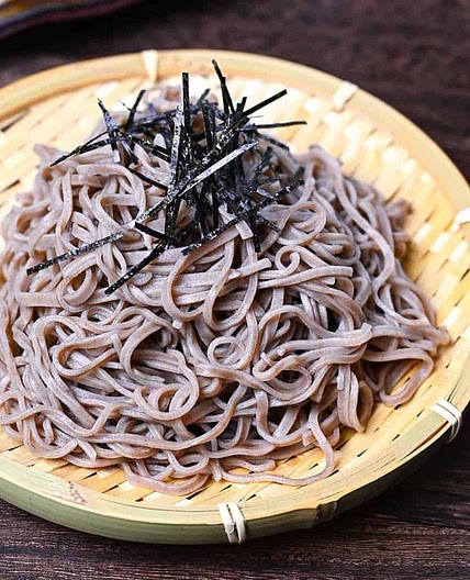 Zaru Soba (Cold Buckwheat Noodles with Homemade Dipping Sauce)