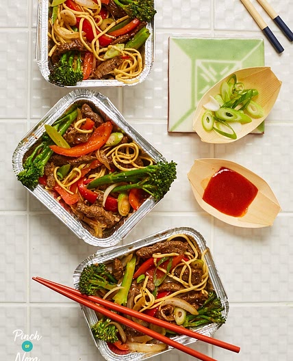 Beef and Broccoli Noodle Bowls | Slimming & Weight Watchers Friendly