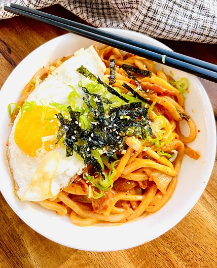Creamy Kimchi Udon Noodles