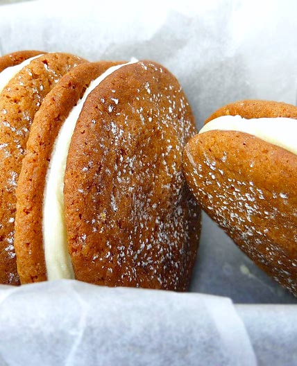 Spelt Ginger Cookies with Lemon Cream Cheese Filling