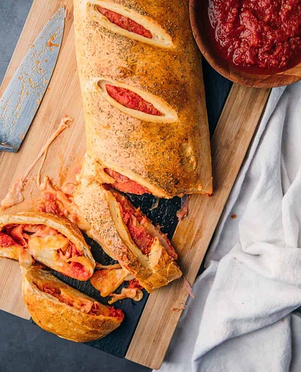 How to Make an Authentic Italian Stromboli Recipe