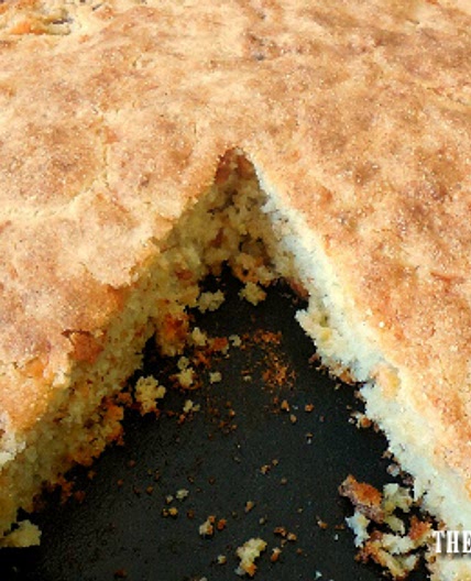 Bacon Cheddar Skillet Cornbread