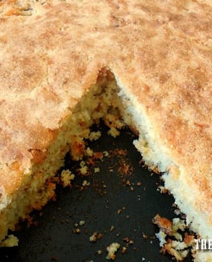 Bacon Cheddar Skillet Cornbread